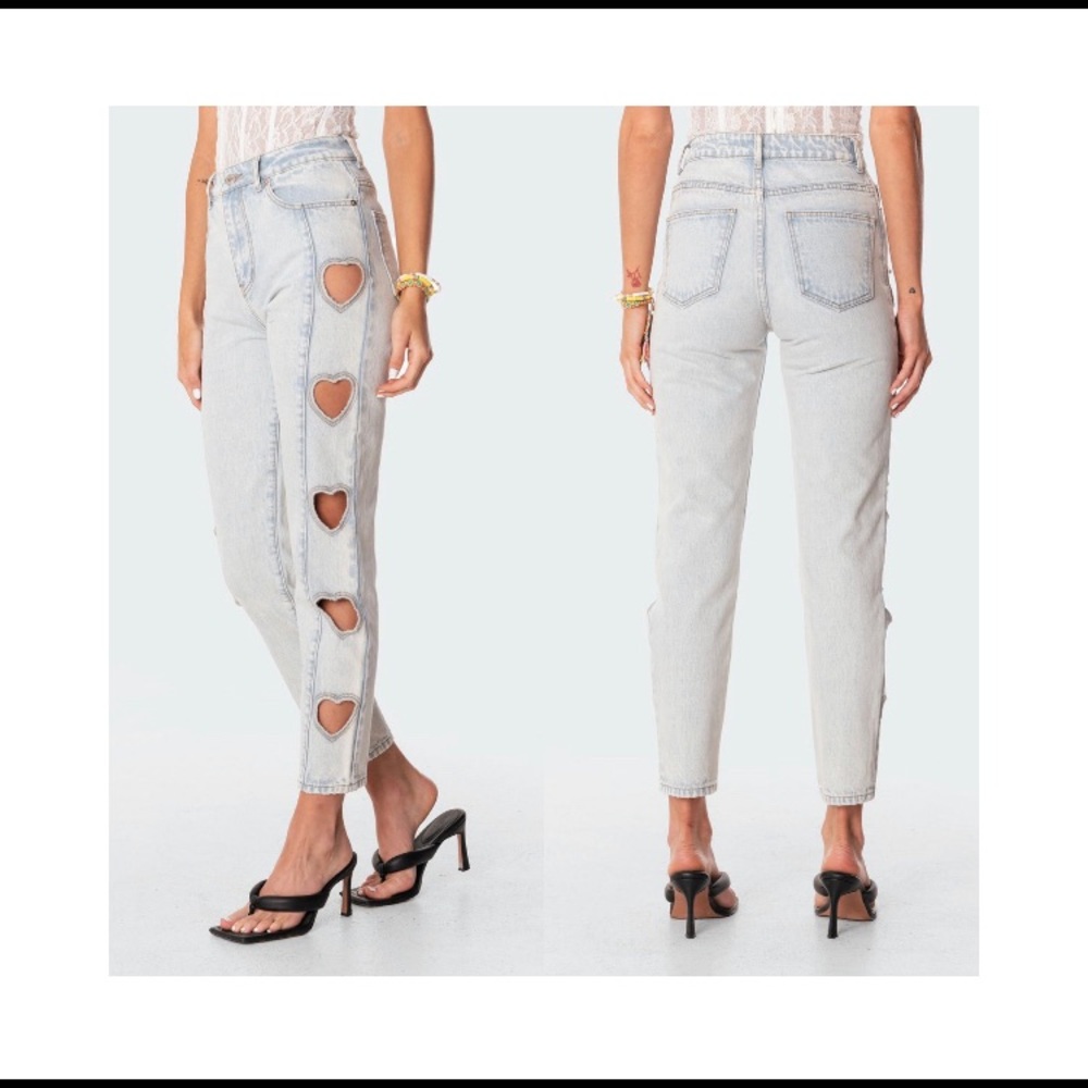 Heart Cutout Jeans - Picture 1 of 4